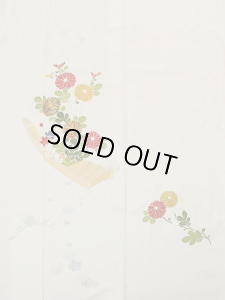 Photo4: L0316G Used Japanese women  Off White HOUMONGI formal / Silk. Chrysanthemum,   (Grade C) (4)