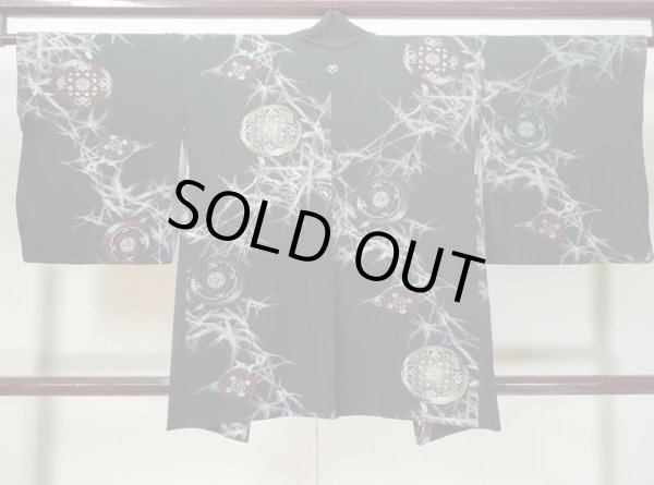 Photo2: L0318E Used Japanese women  Black HAORI short jacket / Silk. Chrysanthemum,   (Grade B) (2)