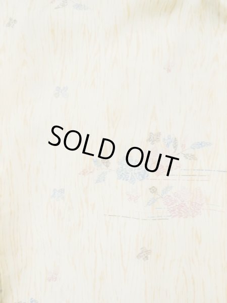 Photo3: L0330D Used Japanese women   Ivory HAORI short jacket / Synthetic. Flower,   (Grade C) (3)