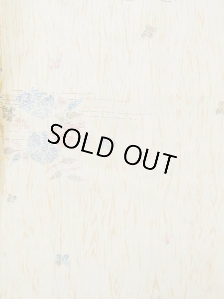 Photo4: L0330D Used Japanese women   Ivory HAORI short jacket / Synthetic. Flower,   (Grade C) (4)