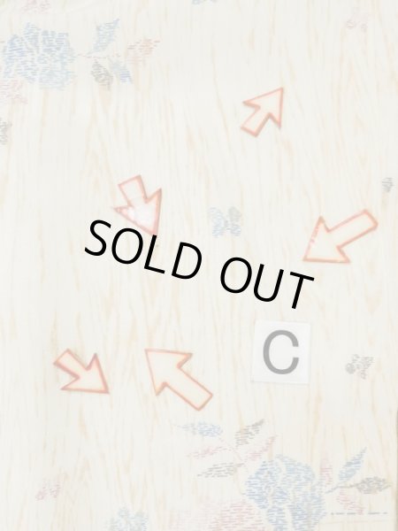 Photo17: L0330D Used Japanese women   Ivory HAORI short jacket / Synthetic. Flower,   (Grade C) (17)