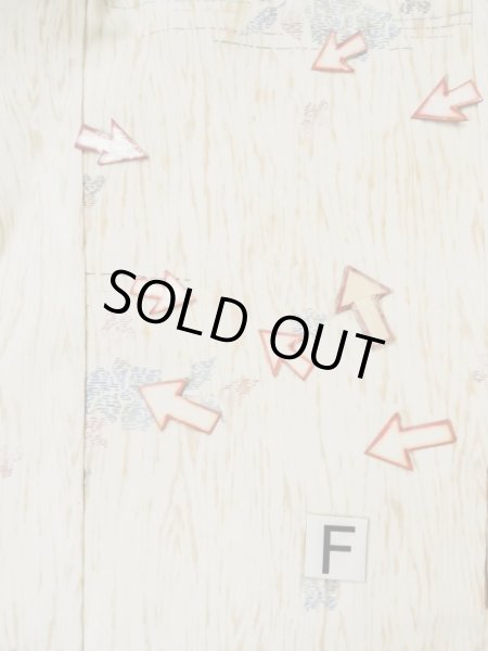 Photo20: L0330D Used Japanese women   Ivory HAORI short jacket / Synthetic. Flower,   (Grade C) (20)