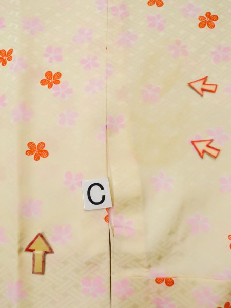 Photo18: L0331K Used Japanese women  Cream JUBAN undergarment / Synthetic. Flower   (Grade C) (18)