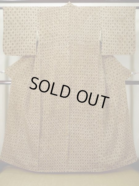 Photo1: L0426L Used Japanese womenPale Reddish Brown KOMON dyed / Silk. Lozenges,   (Grade B) (1)