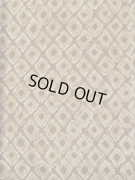 Photo4: L0426L Used Japanese womenPale Reddish Brown KOMON dyed / Silk. Lozenges,   (Grade B) (4)