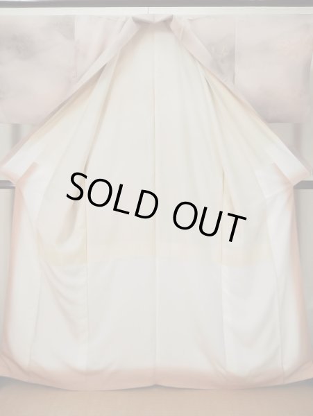 Photo2: L0426P Used Japanese womenPale Grayish Pink KOMON dyed / Silk. Tree,   (Grade C) (2)