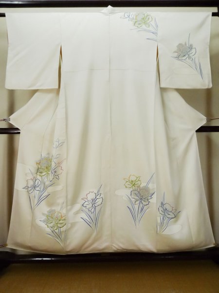 Photo1: L0511D Used Japanese women  Off White HOUMONGI formal / Silk. Flower,   (Grade C) (1)