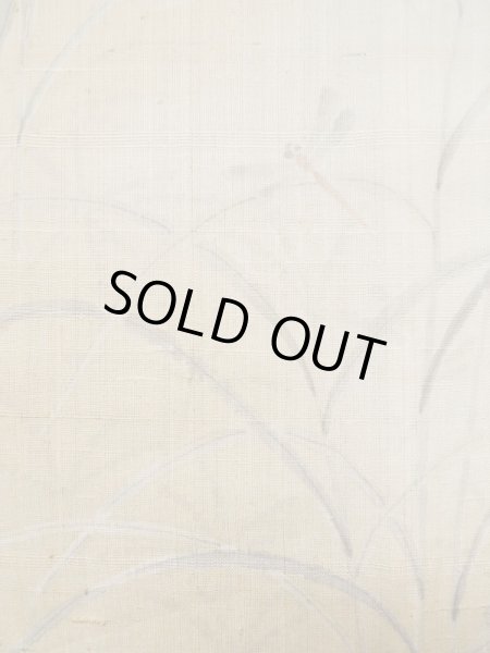 Photo8: L0511G Used Japanese women  Beige HOUMONGI formal / Unkoown. Tall grass, dragofly motif, there are several loose and rips. The material is tingling like wool and hemp to touch.  (Grade D) (8)