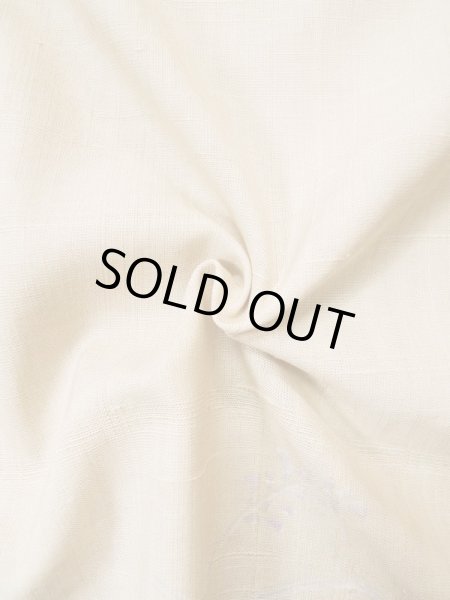 Photo14: L0511G Used Japanese women  Beige HOUMONGI formal / Unkoown. Tall grass, dragofly motif, there are several loose and rips. The material is tingling like wool and hemp to touch.  (Grade D) (14)