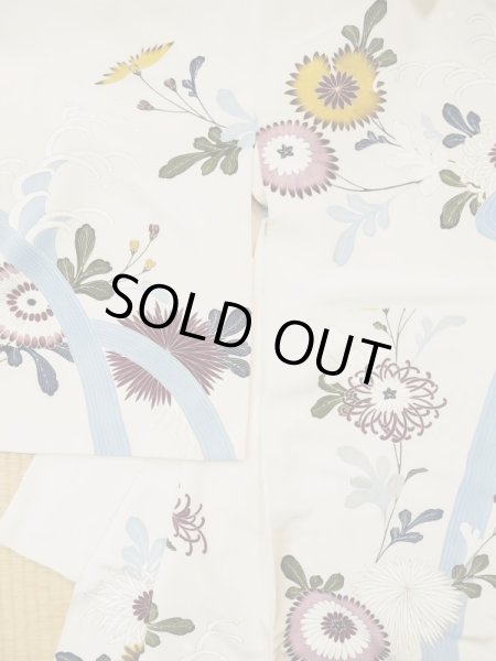 Photo6: L0519J Used Japanese women  Off White HOUMONGI formal / Silk. Flower, waterfall motif  (Grade C) (6)