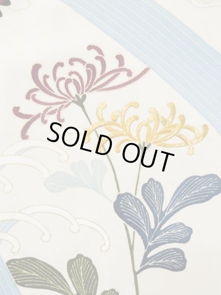 Photo9: L0519J Used Japanese women  Off White HOUMONGI formal / Silk. Flower, waterfall motif  (Grade C) (9)