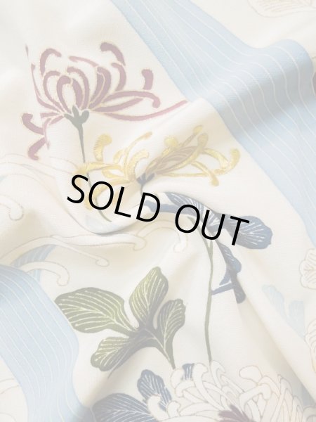 Photo17: L0519J Used Japanese women  Off White HOUMONGI formal / Silk. Flower, waterfall motif  (Grade C) (17)