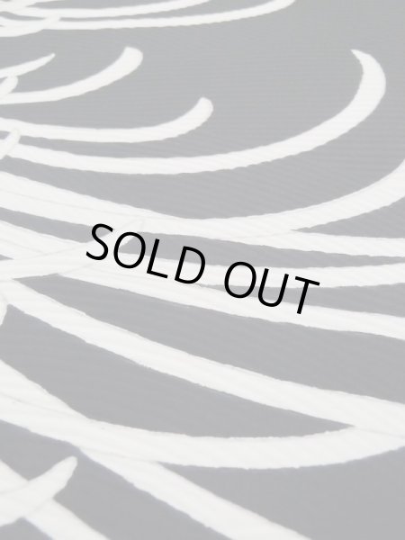 Photo12: L0519O Used Japanese women  Black HOUMONGI formal / Synthetic. Chrysanthemum There are stains all over.  (Grade D) (12)