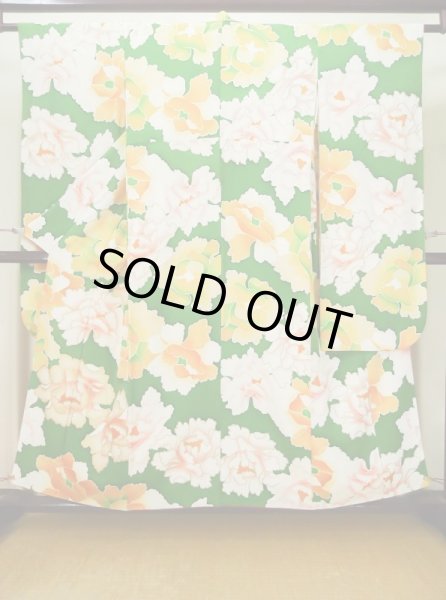Photo2: L0519S Used Japanese women  Green FURISODE long-sleeved / Silk. Peony,   (Grade C) (2)