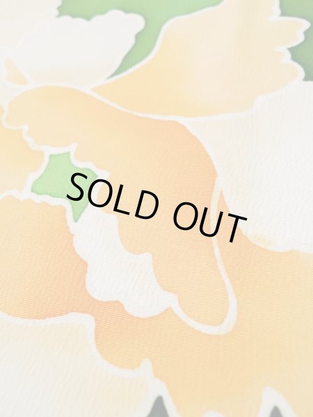 Photo12: L0519S Used Japanese women  Green FURISODE long-sleeved / Silk. Peony,   (Grade C) (12)