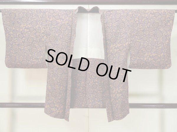 Photo1: L0526I Used Japanese womenPale Reddish Brown HAORI short jacket / Silk. Flower,   (Grade A) (1)