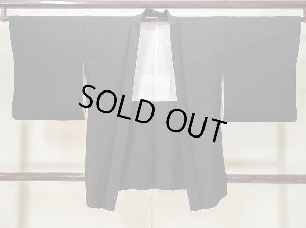 Photo1: L0616B Used Japanese women  Black HAORI short jacket / Silk. Flower,   (Grade A) (1)