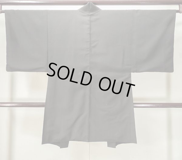 Photo2: L0616W Used Japanese men Brownish Black HAORI short jacket / Silk.    (Grade C) (2)