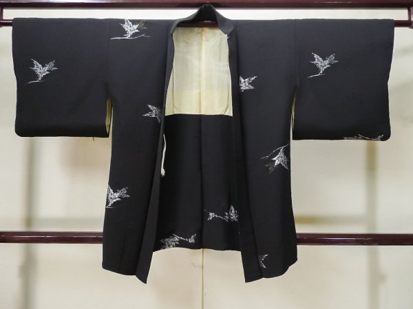 Photo1: L0713P Used Japanese women  Black HAORI short jacket / Silk. Leaf   (Grade B) (1)