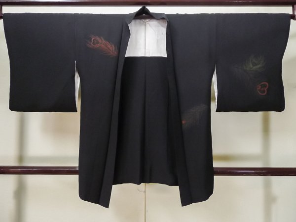 Photo1: Mint L0713Q Used Japanese women  Black HAORI short jacket / Synthetic.  Peacock feathers motif  (Grade A) (1)