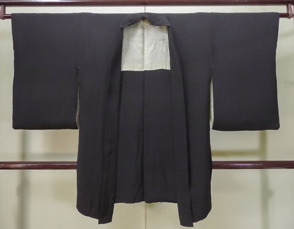 Photo1: L0721B Used Japanese women  Black HAORI short jacket / Silk.    (Grade D) (1)