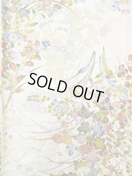 Photo6: L0727B Used Japanese women  Off White FURISODE long-sleeved / Silk. Flower,   (Grade A) (6)