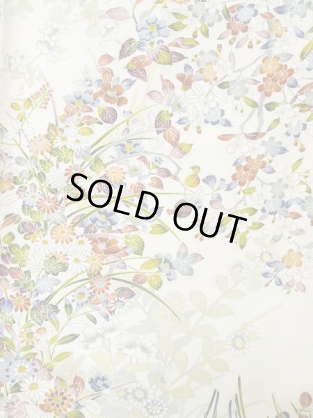 Photo1: L0727B Used Japanese women  Off White FURISODE long-sleeved / Silk. Flower,   (Grade A) (1)