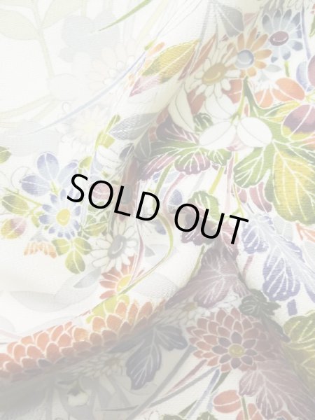 Photo16: L0727B Used Japanese women  Off White FURISODE long-sleeved / Silk. Flower,   (Grade A) (16)