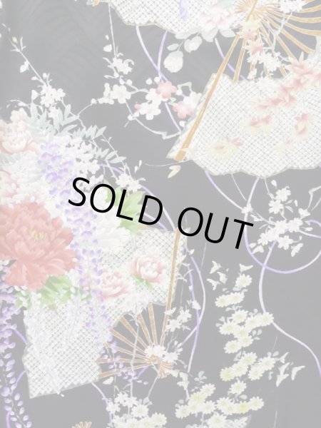 Photo6: L0727F Used Japanese women  Black FURISODE long-sleeved / Silk. Flower, Iris, Folding fan pattern  (Grade B) (6)