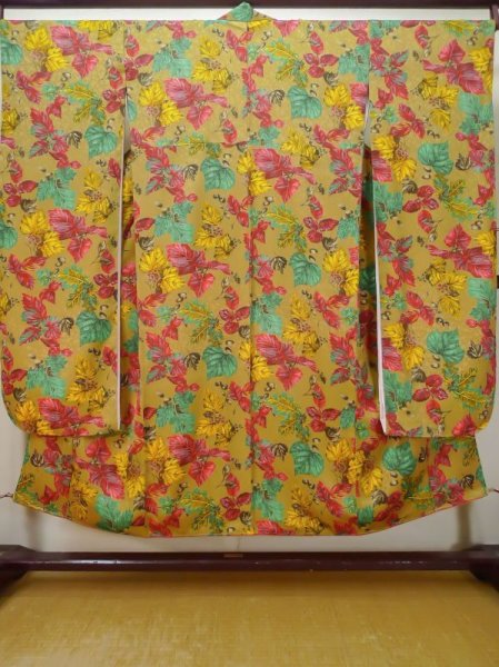 Photo1: L0727G Used Japanese women Pale Beige FURISODE long-sleeved / Synthetic. Leaf   (Grade B) (1)
