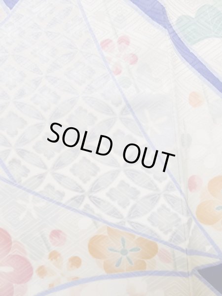 Photo13: L0727K Used Japanese womenPale Light Pink FURISODE long-sleeved / Silk. Bundle of Ribbons, Bundle of Ribbons, Diamond-shaped flowers, Crossed circles patterns  (Grade C) (13)