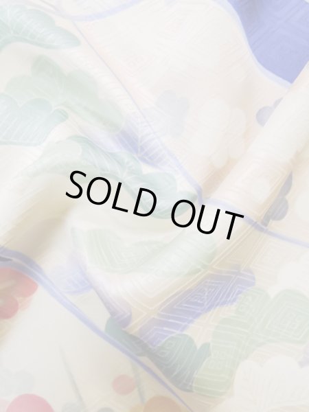 Photo22: L0727K Used Japanese womenPale Light Pink FURISODE long-sleeved / Silk. Bundle of Ribbons, Bundle of Ribbons, Diamond-shaped flowers, Crossed circles patterns  (Grade C) (22)