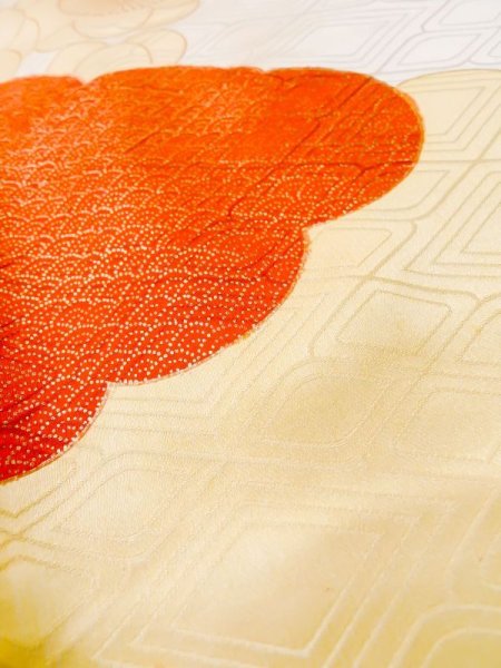 Photo14: L0727N Used Japanese women  Off White FURISODE long-sleeved / Silk. SAKURA cherry blossom,   (Grade D) (14)