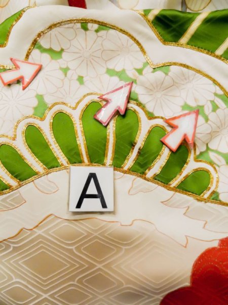 Photo20: L0727N Used Japanese women  Off White FURISODE long-sleeved / Silk. SAKURA cherry blossom,   (Grade D) (20)