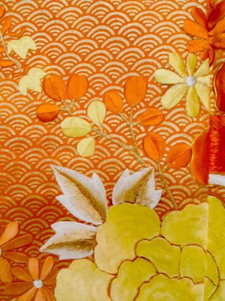 Photo11: L0727O Used Japanese women  Off White FURISODE long-sleeved / Silk. Flower,   (Grade C) (11)