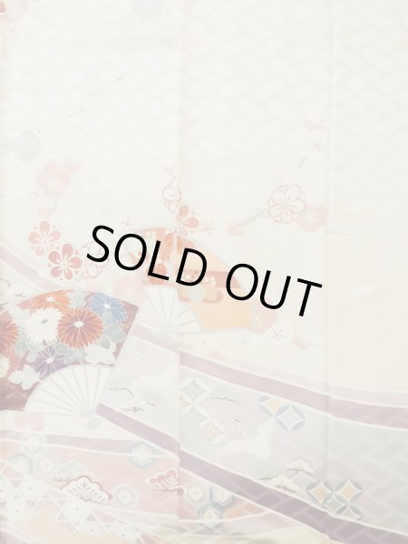 Photo8: L0727P Used Japanese womenPale Light Multi Color FURISODE long-sleeved / Silk. Peony, Folding fan, Crossed circles, Tortoise-shell pattern(Hexagonal pattern)  (Grade C) (8)