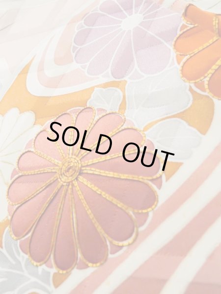 Photo14: L0727P Used Japanese womenPale Light Multi Color FURISODE long-sleeved / Silk. Peony, Folding fan, Crossed circles, Tortoise-shell pattern(Hexagonal pattern)  (Grade C) (14)