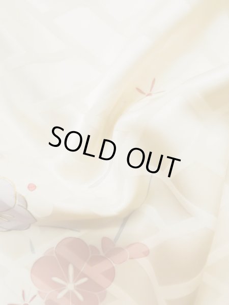 Photo18: L0727P Used Japanese womenPale Light Multi Color FURISODE long-sleeved / Silk. Peony, Folding fan, Crossed circles, Tortoise-shell pattern(Hexagonal pattern)  (Grade C) (18)