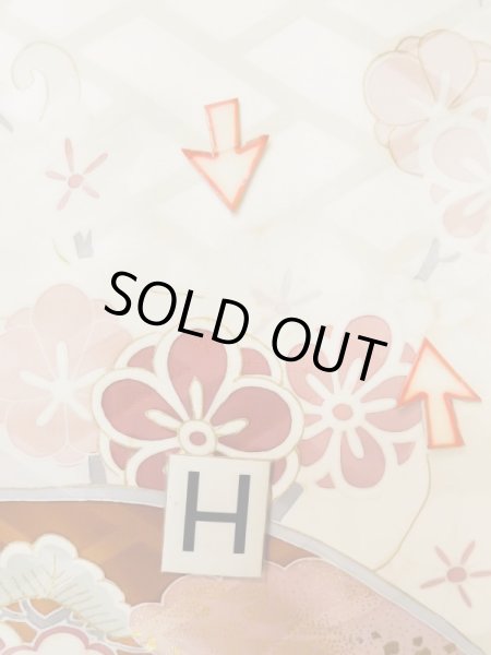 Photo27: L0727P Used Japanese womenPale Light Multi Color FURISODE long-sleeved / Silk. Peony, Folding fan, Crossed circles, Tortoise-shell pattern(Hexagonal pattern)  (Grade C) (27)