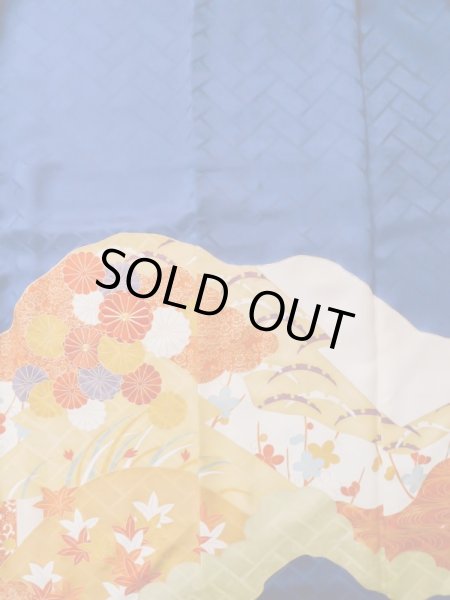 Photo8: L0727Q Used Japanese women Vivid Blue FURISODE long-sleeved / Silk. Chrysanthemum, Cloud, Crossed circles patterns  (Grade B) (8)