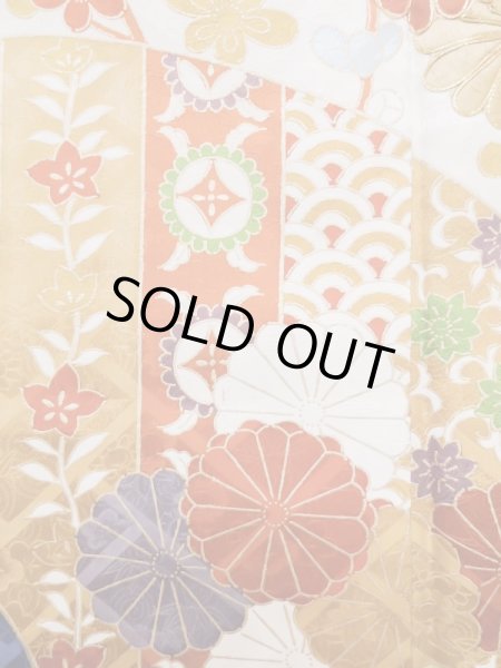 Photo10: L0727Q Used Japanese women Vivid Blue FURISODE long-sleeved / Silk. Chrysanthemum, Cloud, Crossed circles patterns  (Grade B) (10)