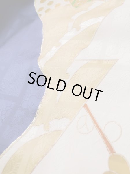 Photo20: L0727Q Used Japanese women Vivid Blue FURISODE long-sleeved / Silk. Chrysanthemum, Cloud, Crossed circles patterns  (Grade B) (20)