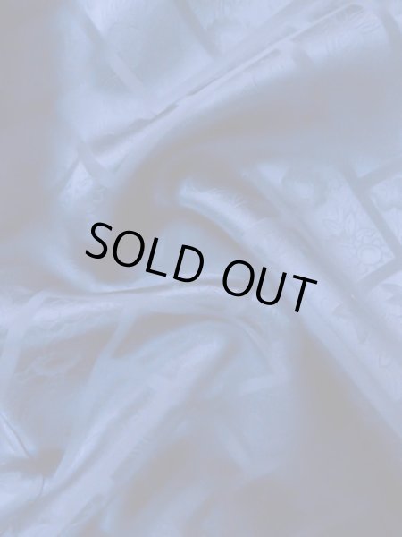 Photo22: L0727Q Used Japanese women Vivid Blue FURISODE long-sleeved / Silk. Chrysanthemum, Cloud, Crossed circles patterns  (Grade B) (22)