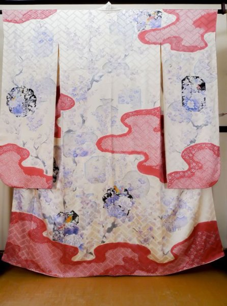 Photo1: L0727R Used Japanese women Pale Red FURISODE long-sleeved / Silk. Peony, Birds, wave, pods, dapple pattern, Abstract pattern  (Grade B) (1)