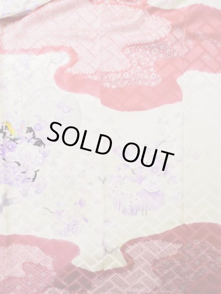 Photo8: L0727R Used Japanese women Pale Red FURISODE long-sleeved / Silk. Peony, Birds, wave, pods, dapple pattern, Abstract pattern  (Grade B) (8)