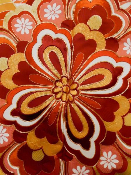 Photo9: L0727V Used Japanese women  White FURISODE long-sleeved / Silk. Chrysanthemum,   (Grade C) (9)