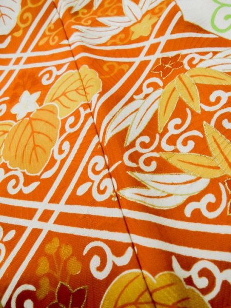 Photo14: L0727V Used Japanese women  White FURISODE long-sleeved / Silk. Chrysanthemum,   (Grade C) (14)