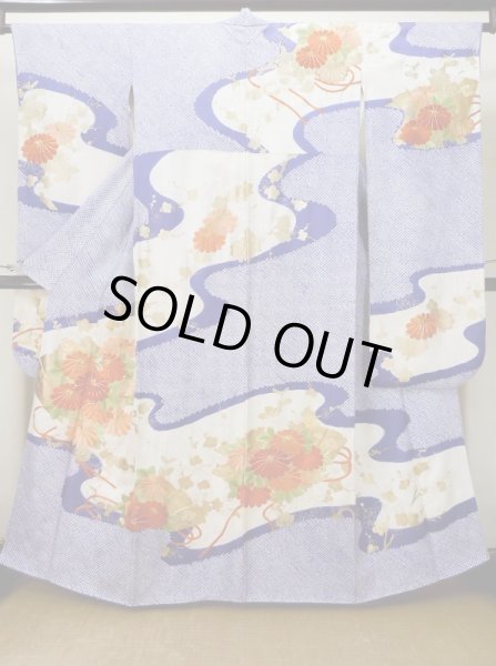 Photo2: L0727W Used Japanese women  White FURISODE long-sleeved / Silk. Chrysanthemum,   (Grade B) (2)