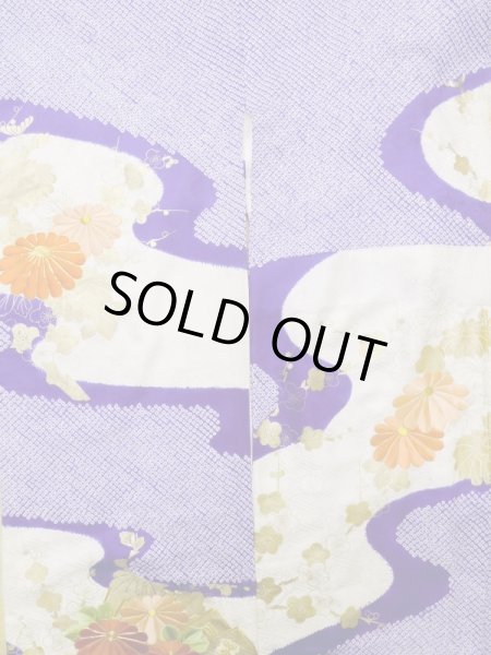 Photo6: L0727W Used Japanese women  White FURISODE long-sleeved / Silk. Chrysanthemum,   (Grade B) (6)