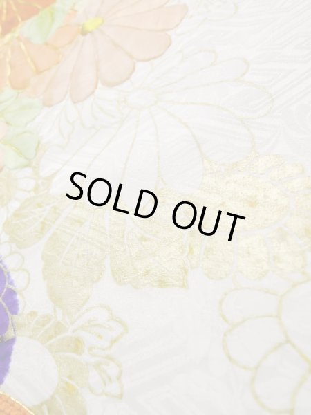 Photo15: L0727W Used Japanese women  White FURISODE long-sleeved / Silk. Chrysanthemum,   (Grade B) (15)